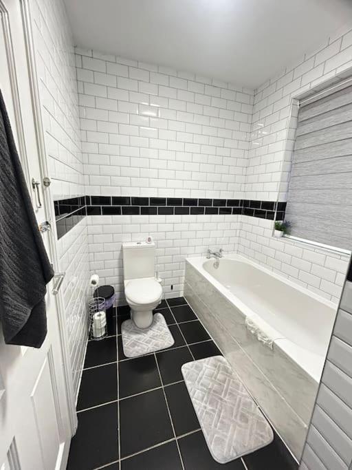 Lovely 5Br Home In Manchester. Close To The City Ngoại thất bức ảnh