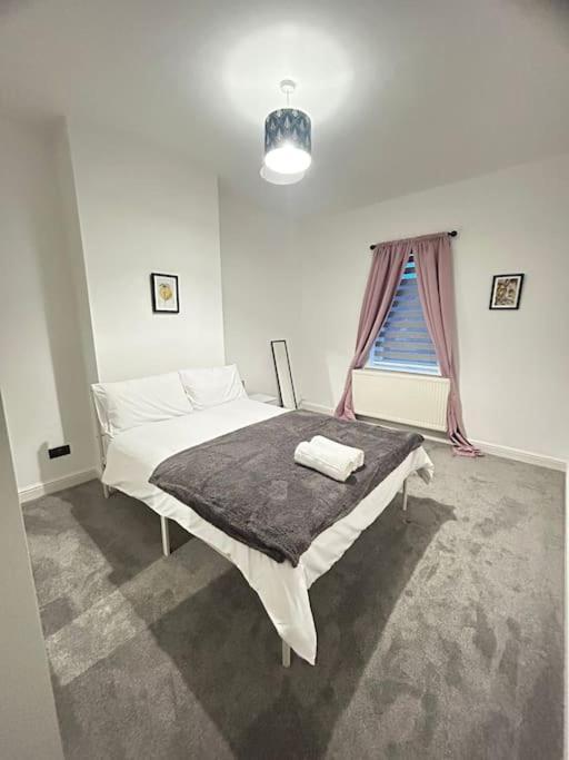 Lovely 5Br Home In Manchester. Close To The City Ngoại thất bức ảnh